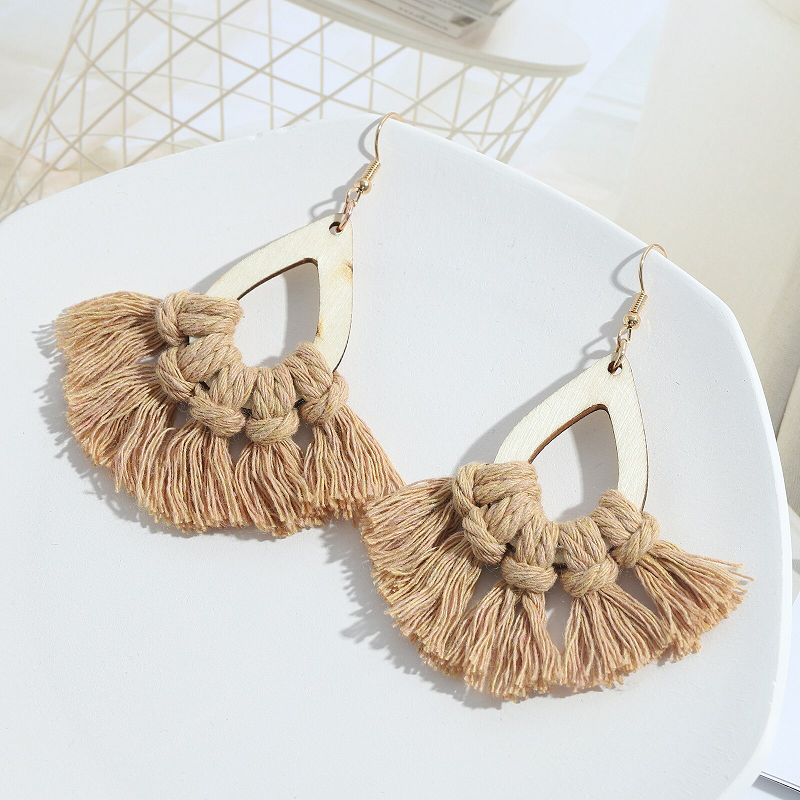 Boucle d'oreille bois macramé