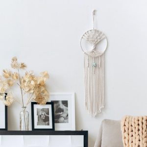 Un arbre de vie fait en macramé pour embellir votre décoration d'intérieur