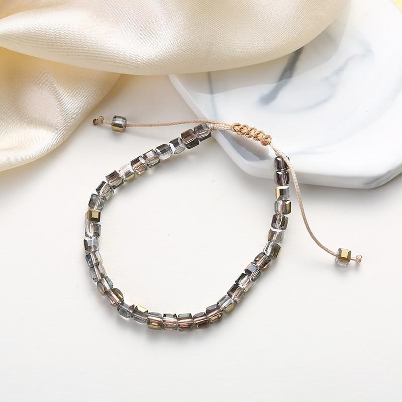 Choisissez votre petit bracelet en macramé à deux couleurs