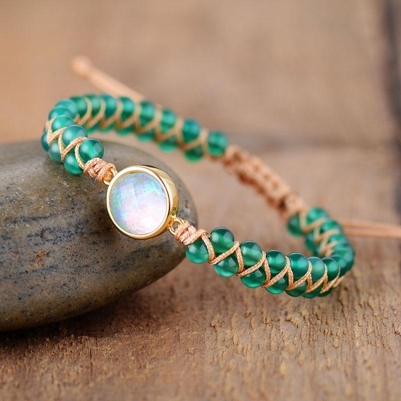 Bracciale macramè con perla - immagine 2