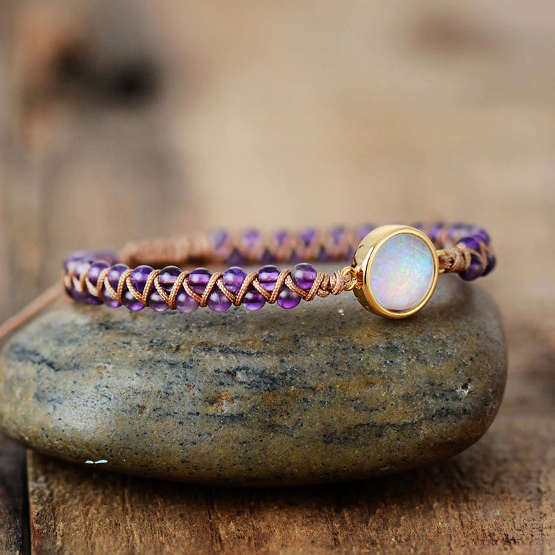 Bracciale macramè con perline - immagine 4
