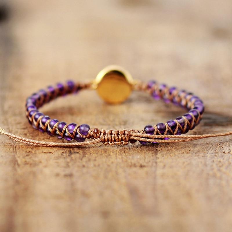 Bracciale macramè con perline - immagine 2