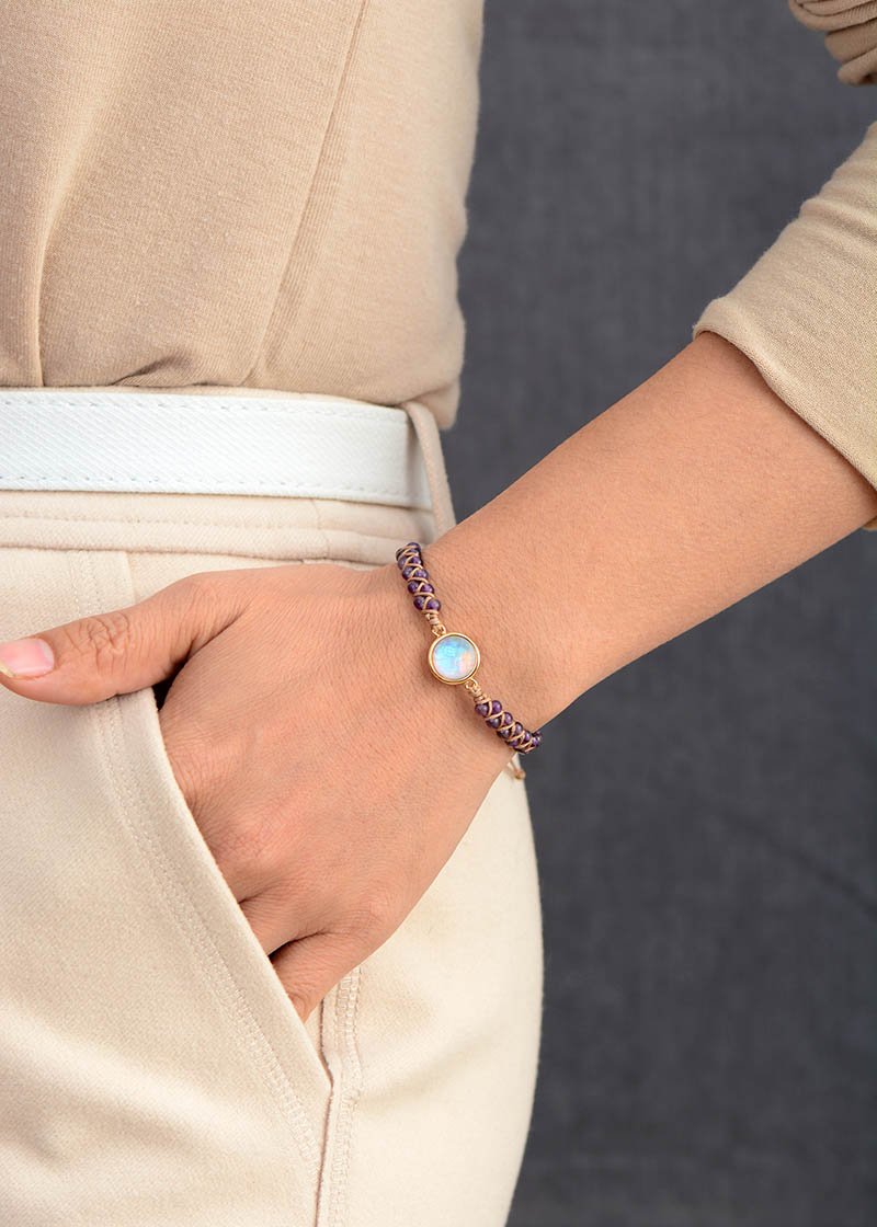 Bracciale macramè con perline - immagine 3