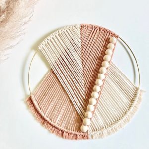 Macramé mural moderne