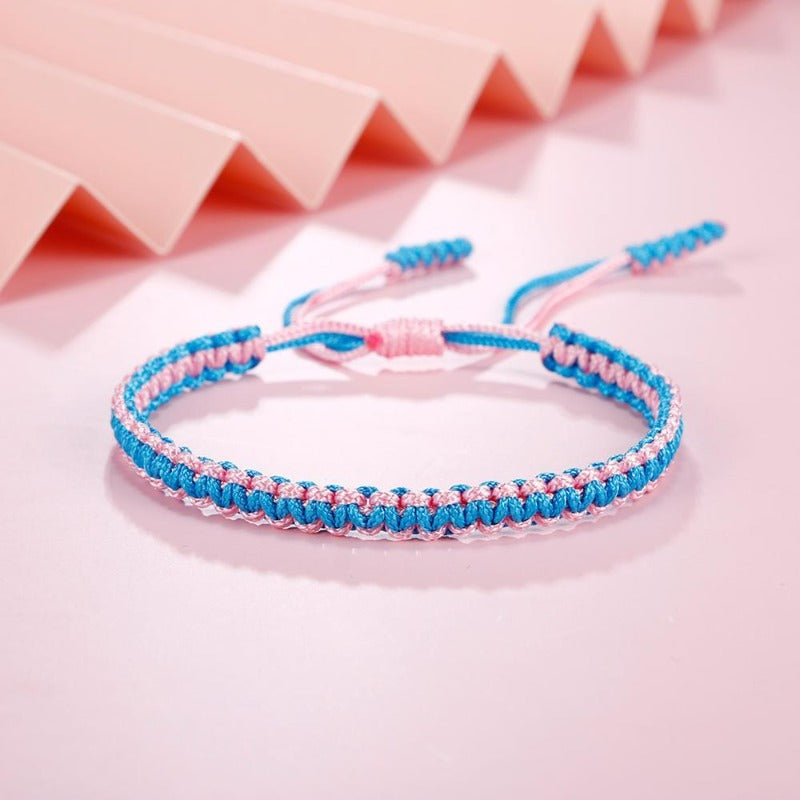 Macrame zig zag bracelet