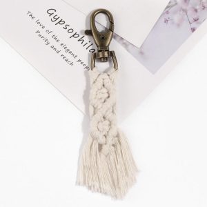 Un porte clé macramé pour homme robuste et simple fait main en coton naturel